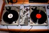 2 Turntables 1